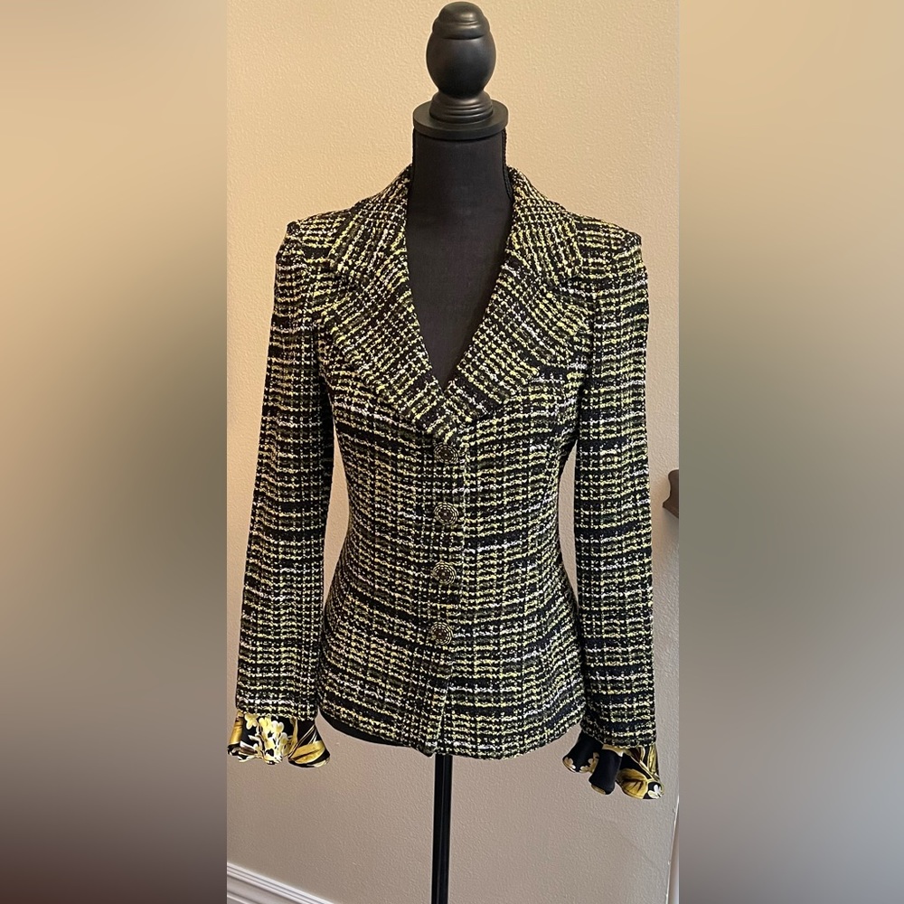 Like New Knitted St. John blazer